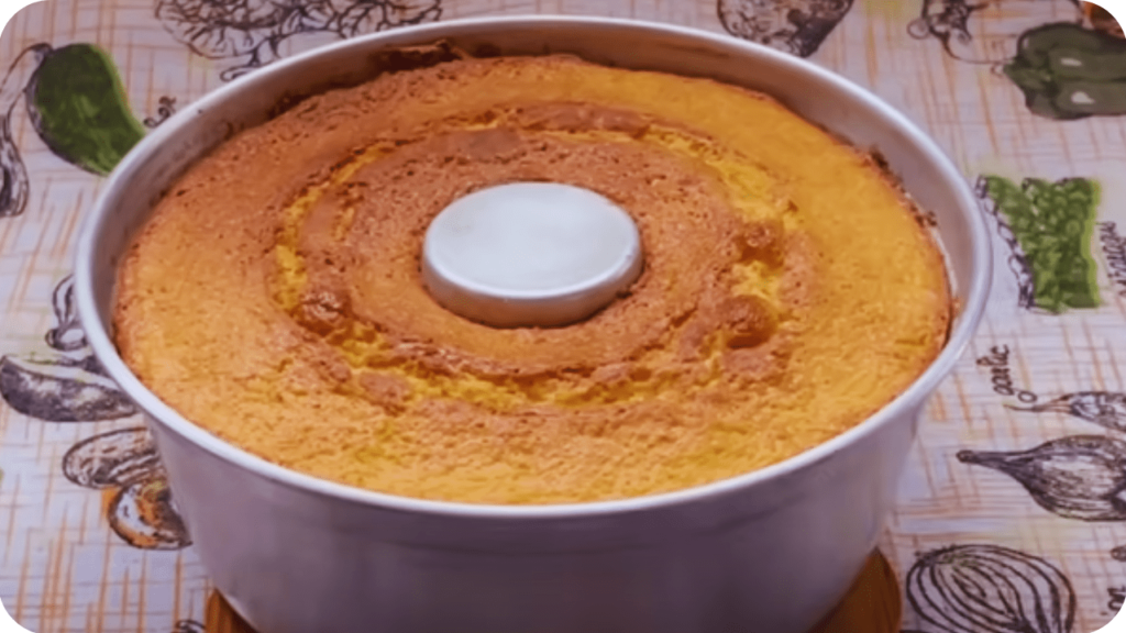 Bolo de Fubá com Coco e Canela