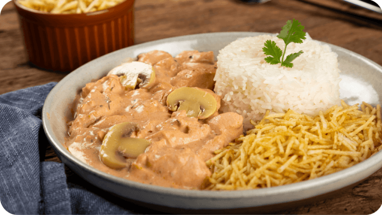 Strogonoff de Frango
