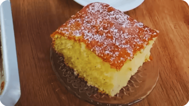 Bolo de Maizena com Coco
