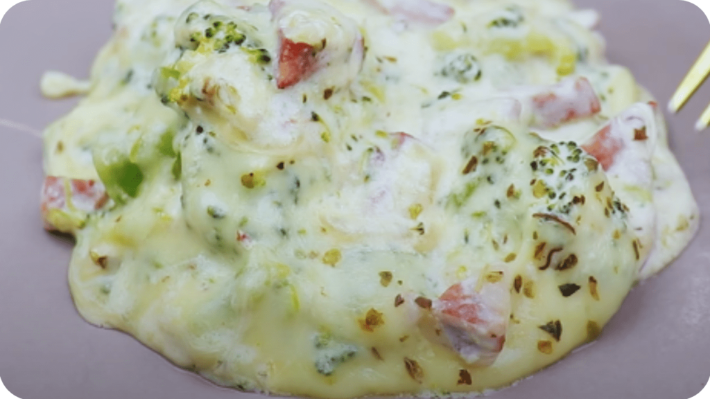 Brócolis cremoso com Calabresa