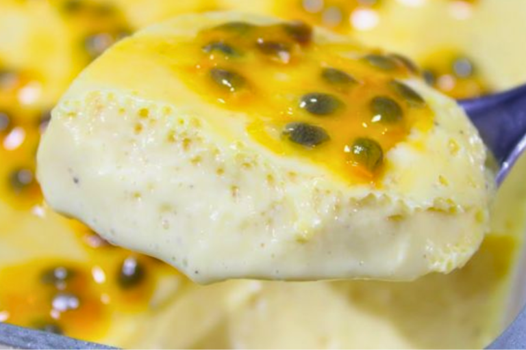 Mousse de Maracujá com Tang