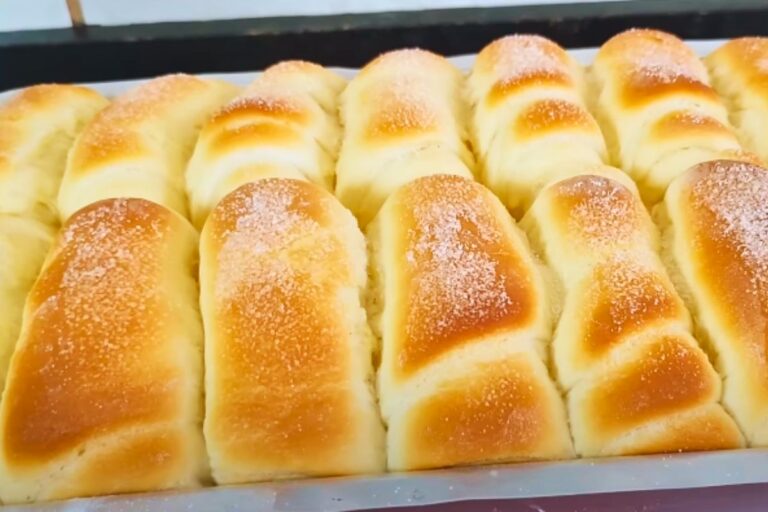 Pãozinho Caseiro de Iogurte