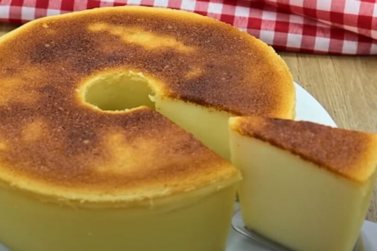 Bolo Mole de Liquidificador