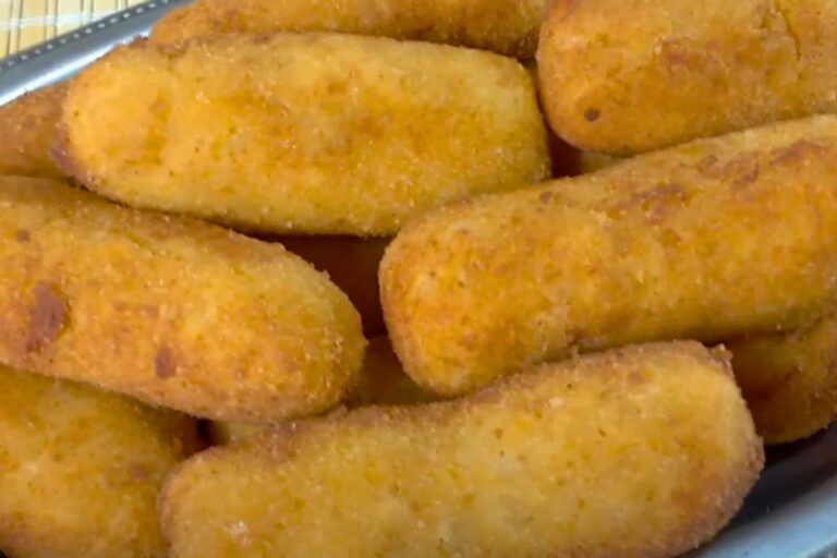 Croquete de Mandioca com Frango